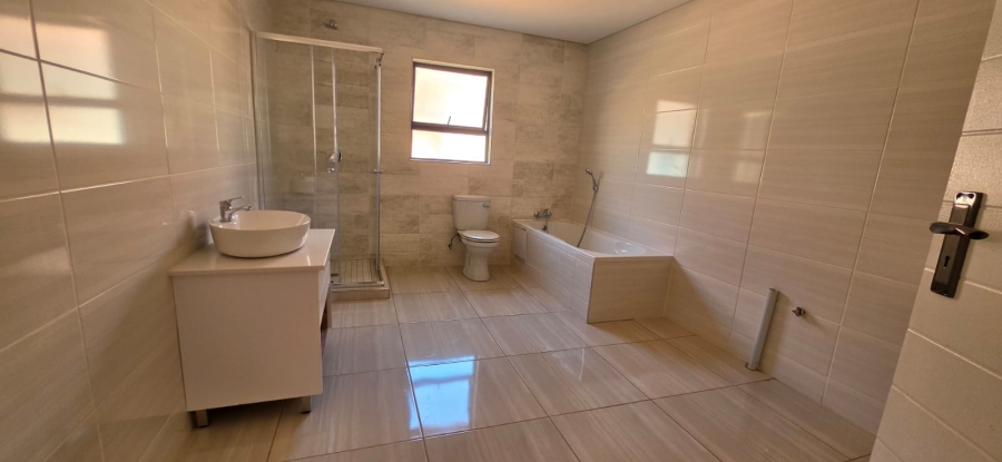 4 Bedroom Property for Sale in Buffelspoort Eco Estate North West